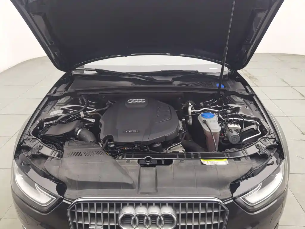 Audi A4 (Import) — миниатюра 6