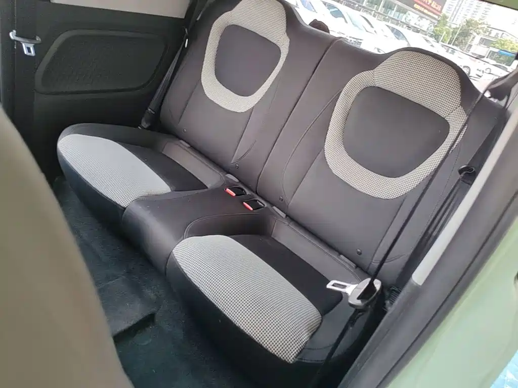 Wuling MINIEV — миниатюра 17