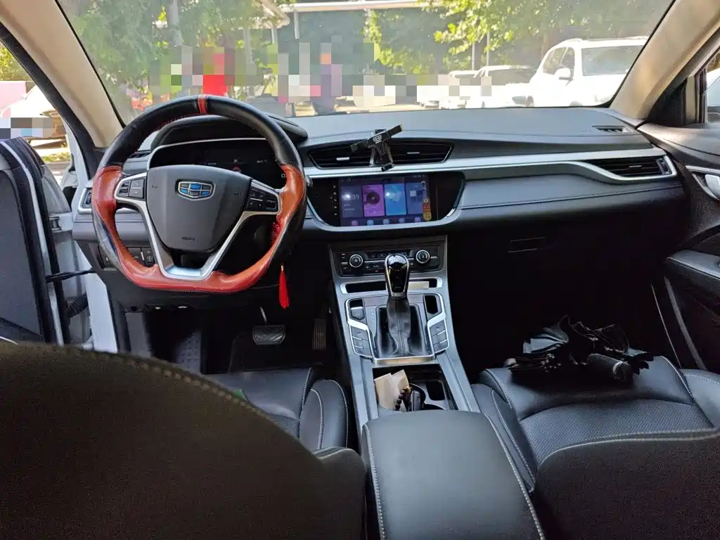 Geely Emgrand — миниатюра 10