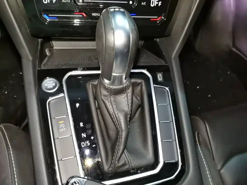Volkswagen Magotan — миниатюра 14