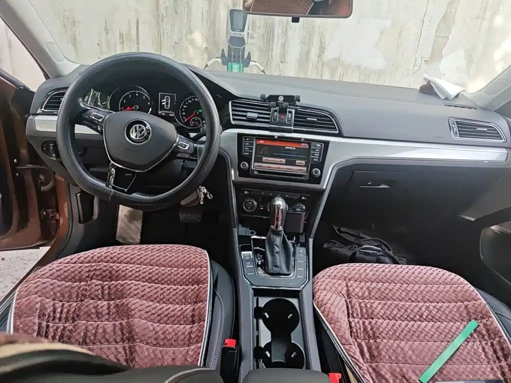 Volkswagen Lamando — миниатюра 5