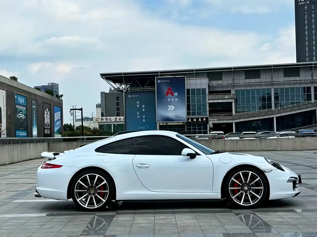 Porsche 911 — миниатюра 5