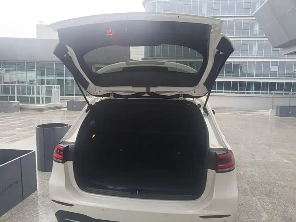 Mercedes-Benz B-Class — миниатюра 19