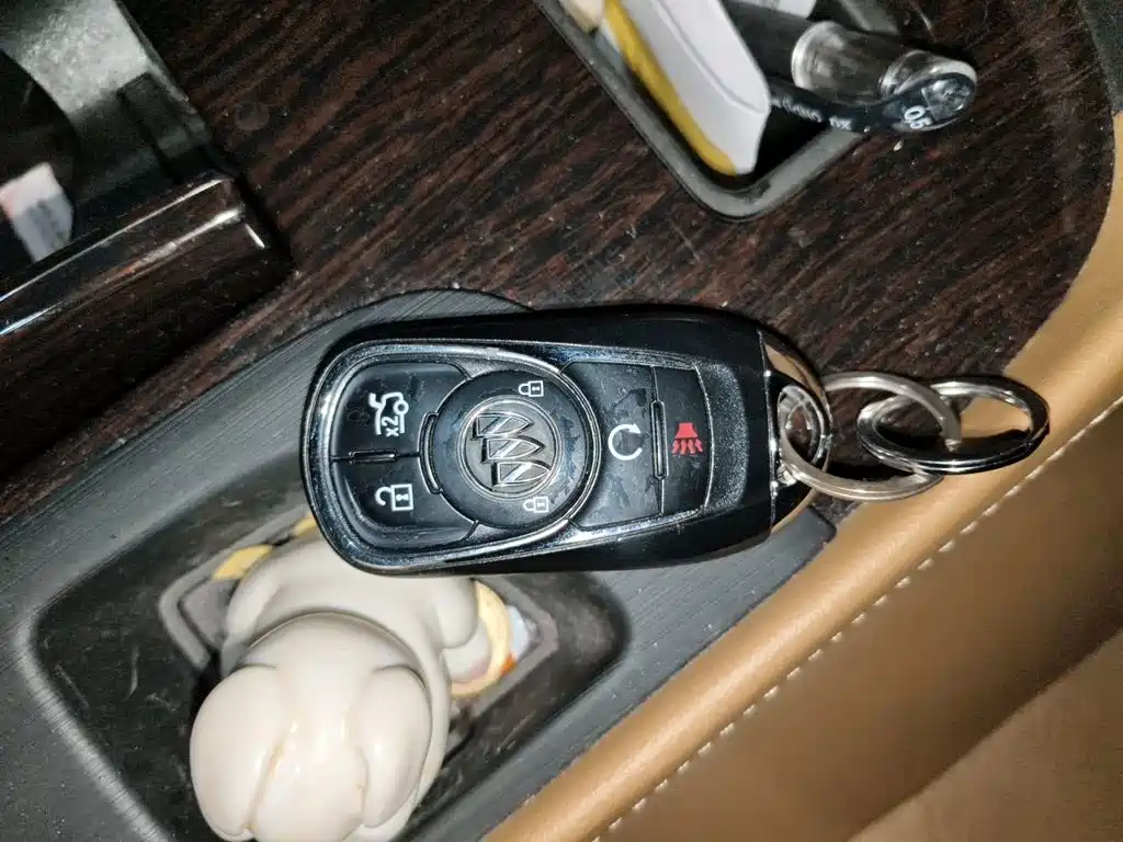 Buick LaCrosse — миниатюра 9