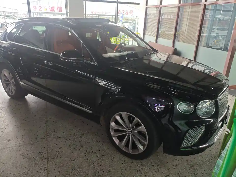 Bentley Bentayga PHEV — миниатюра 3