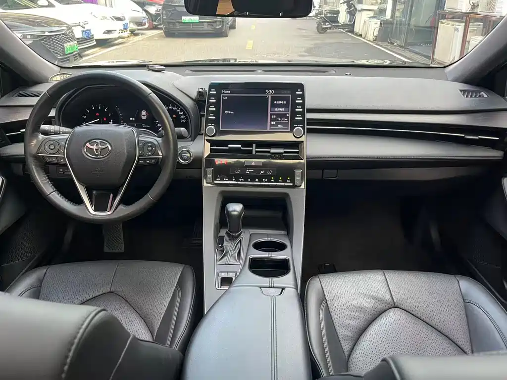 Toyota Avalon — миниатюра 10