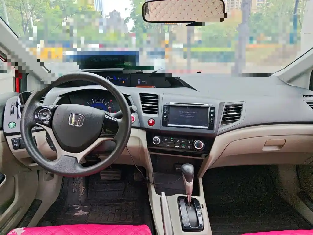 Honda Civic — миниатюра 10