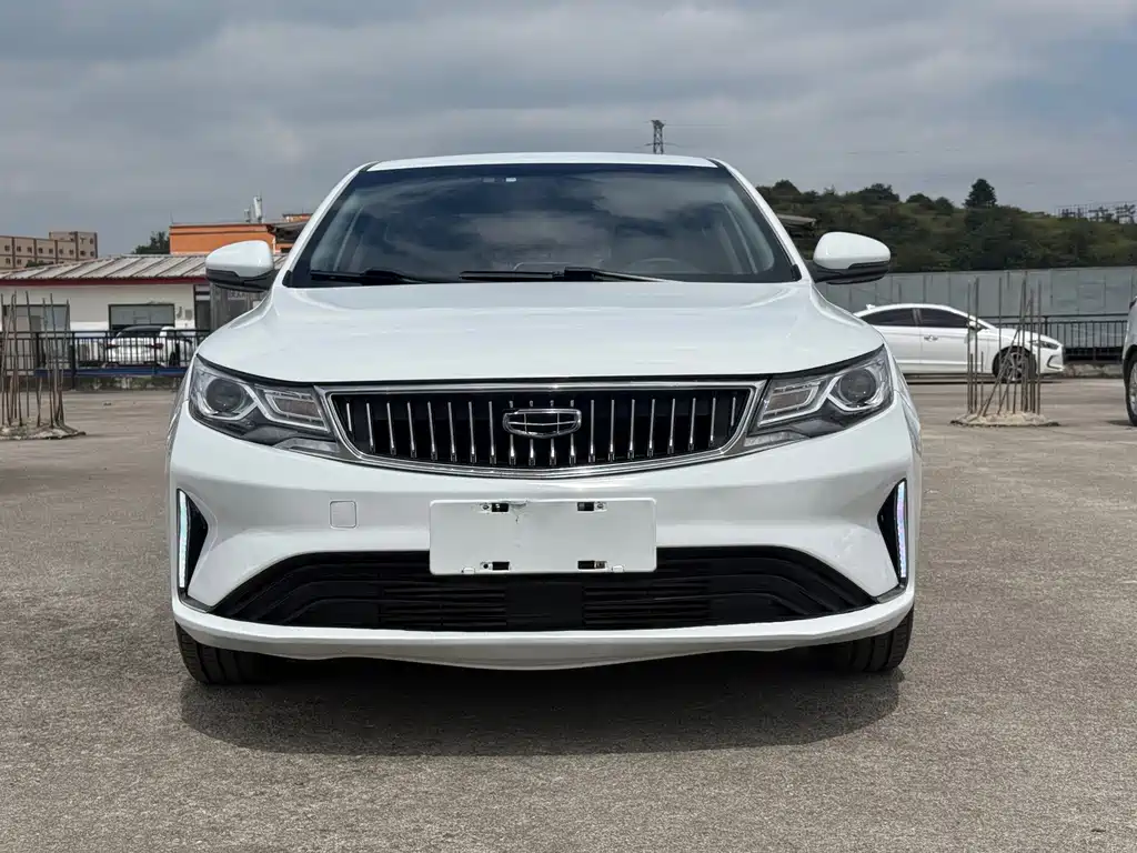 Geely Emgrand GL — миниатюра 2
