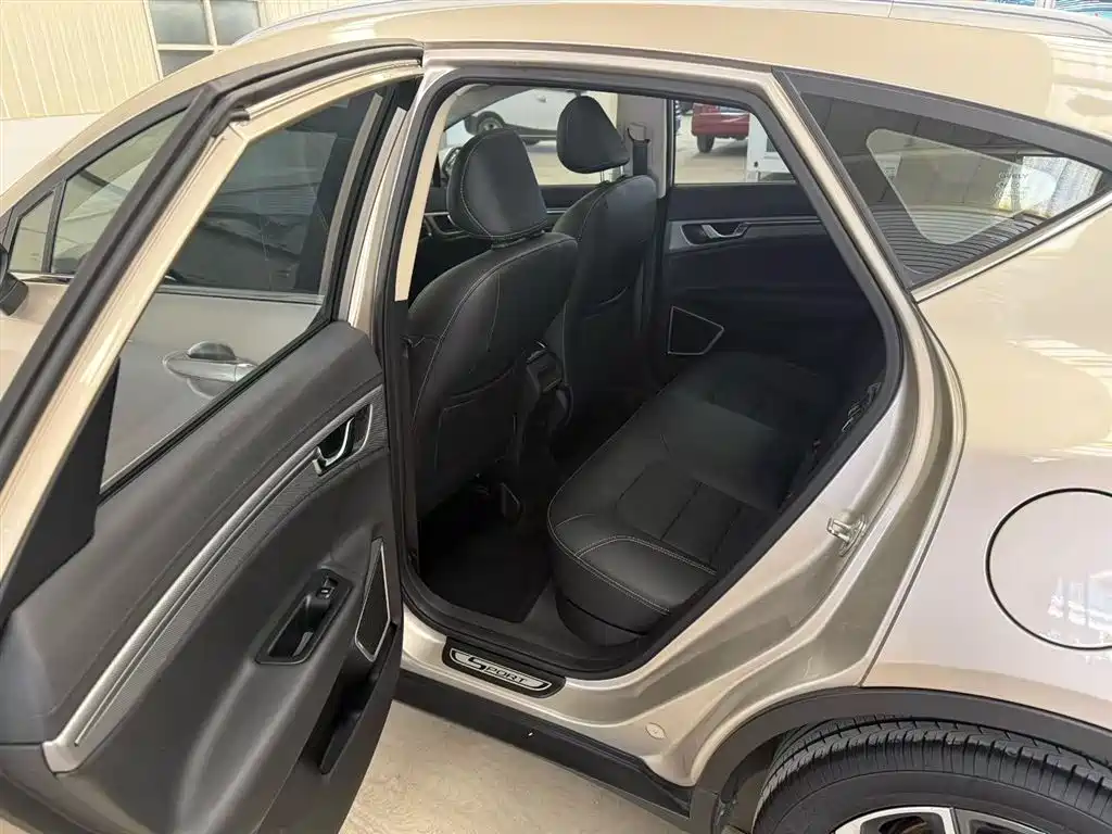 GEELY AUTOMOBILE EMGRAND GS