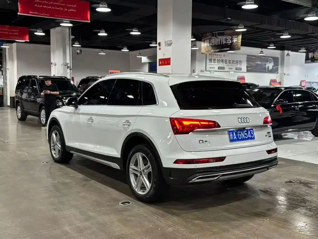 Audi Q5L — миниатюра 7