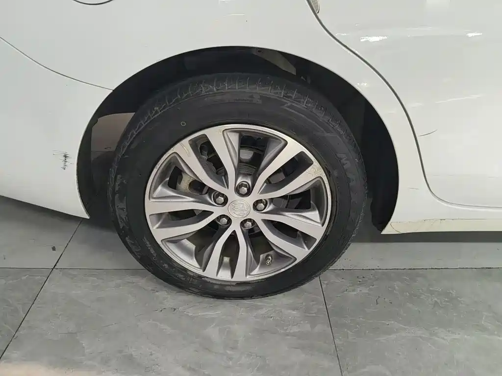 Buick Excelle — миниатюра 17