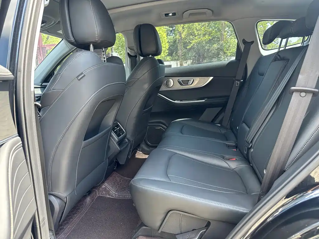 Chery Tiggo 8 PRO — миниатюра 8