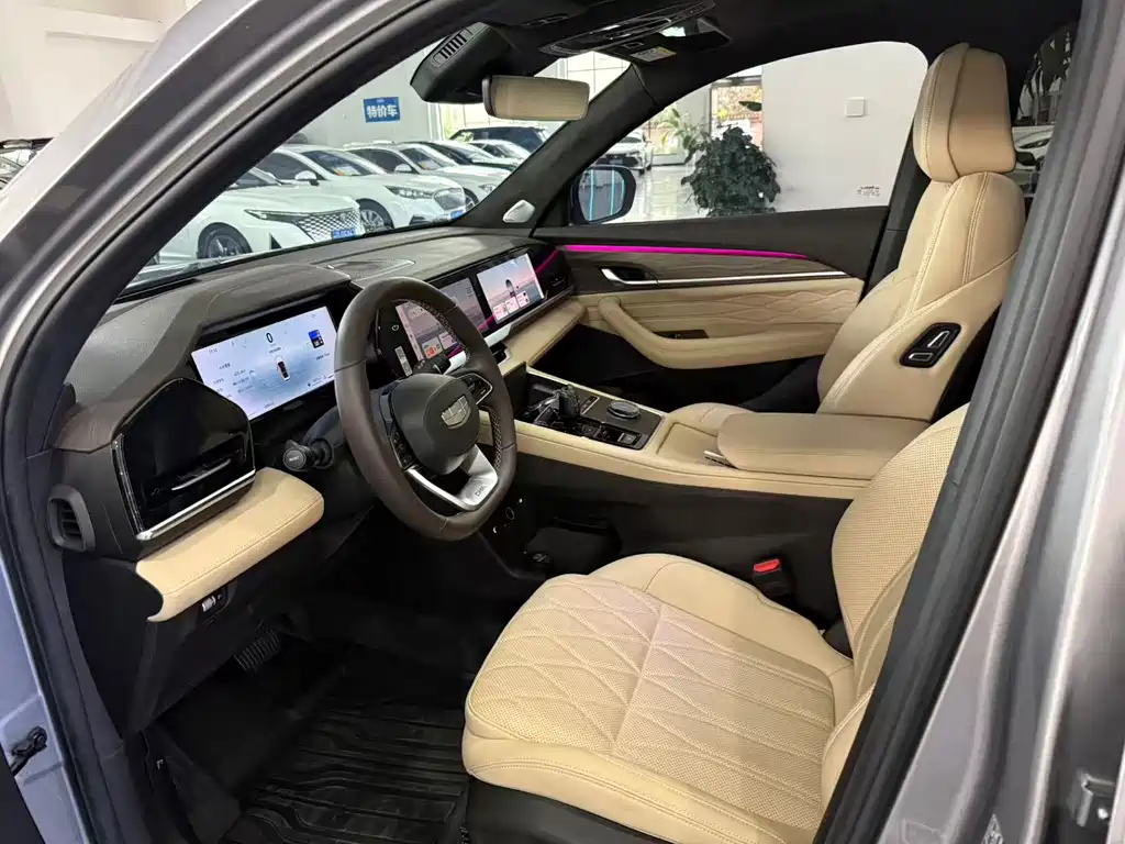 Geely Xingyue L — миниатюра 4
