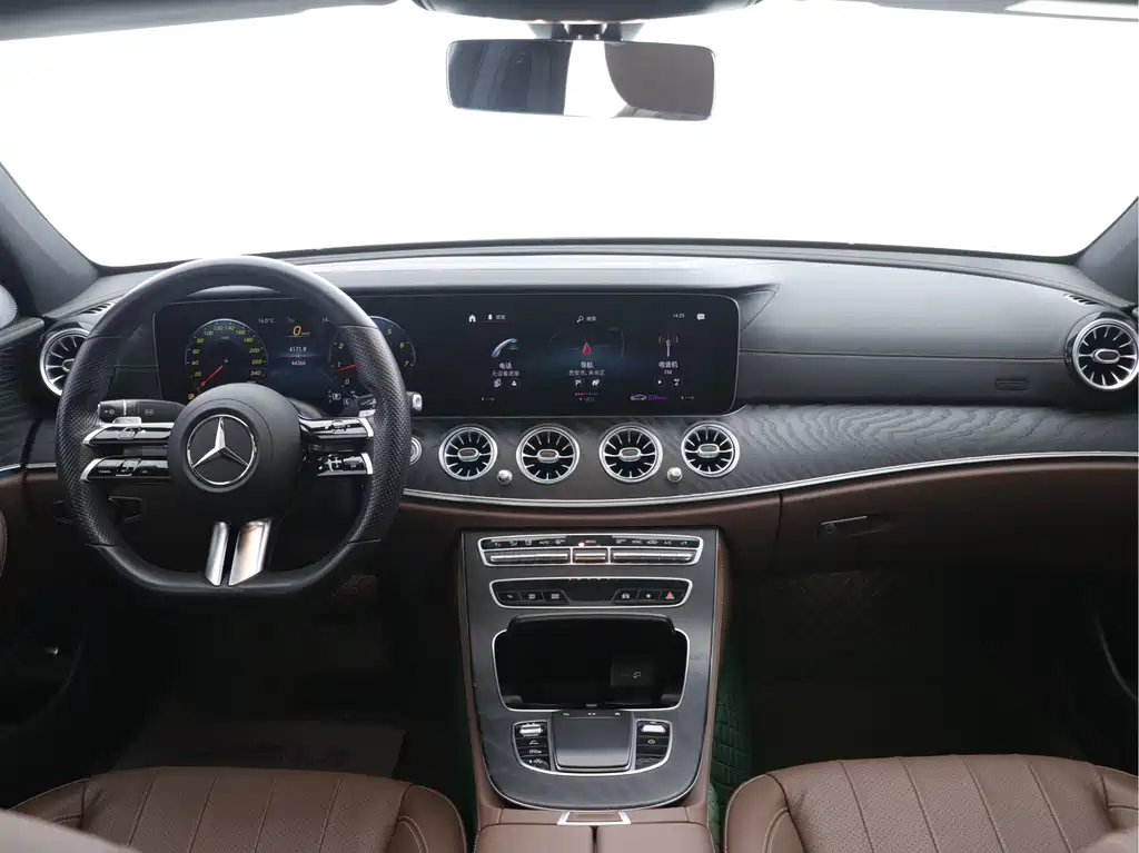 MERCEDES-BENZ E CLASS