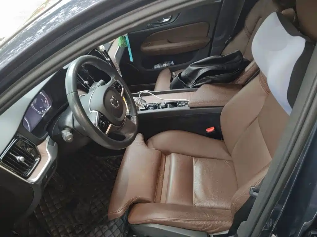 Volvo S60 — миниатюра 12