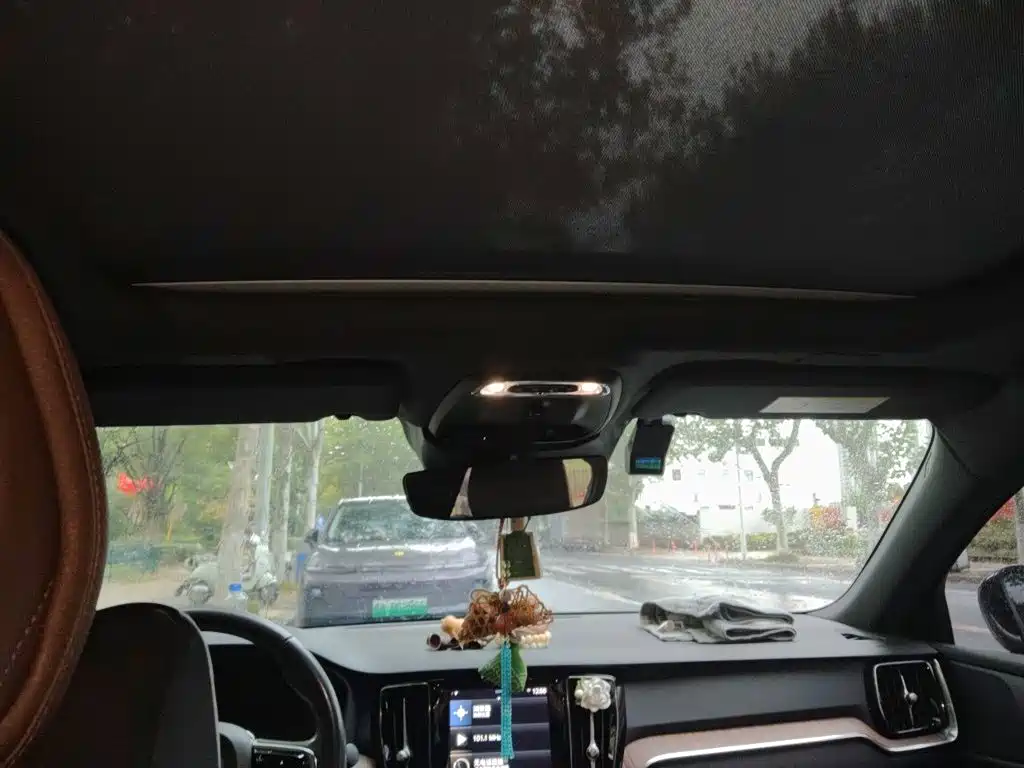 Volvo S60 — миниатюра 15