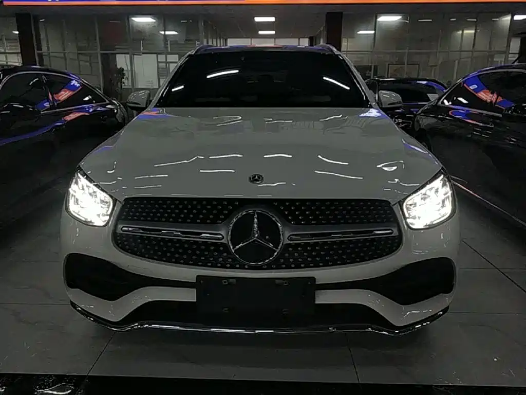 Mercedes-Benz GLC 2020 GLC 300 L 4MATIC AMG-Line