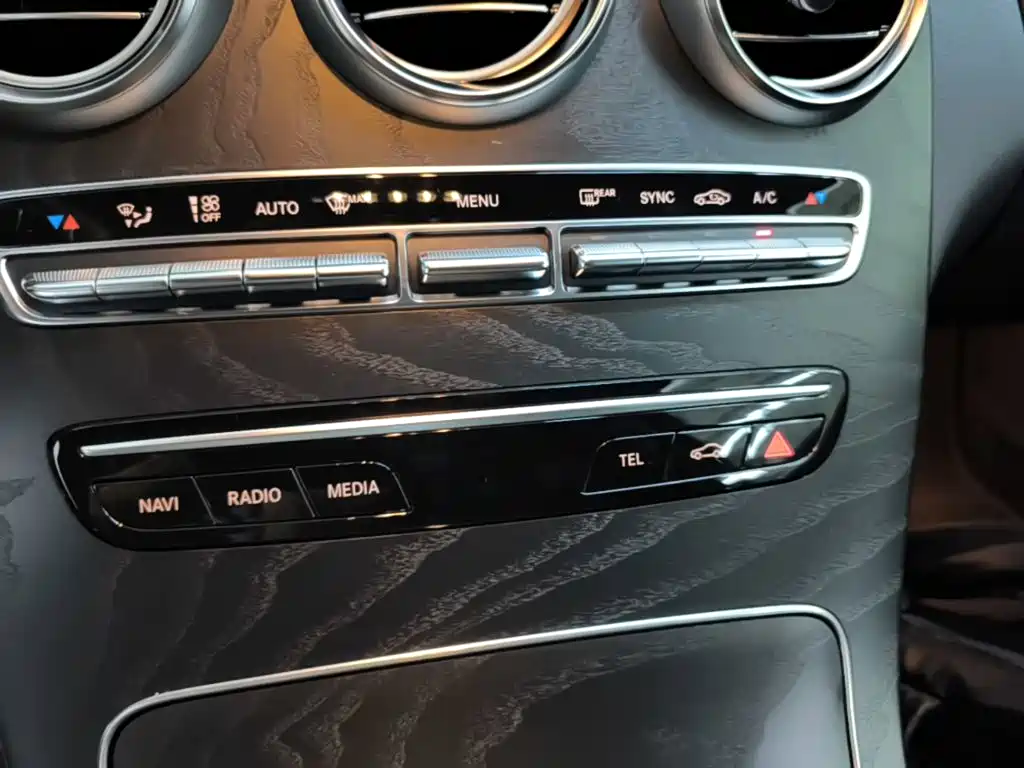 Mercedes-Benz C-Class (Import) — миниатюра 13