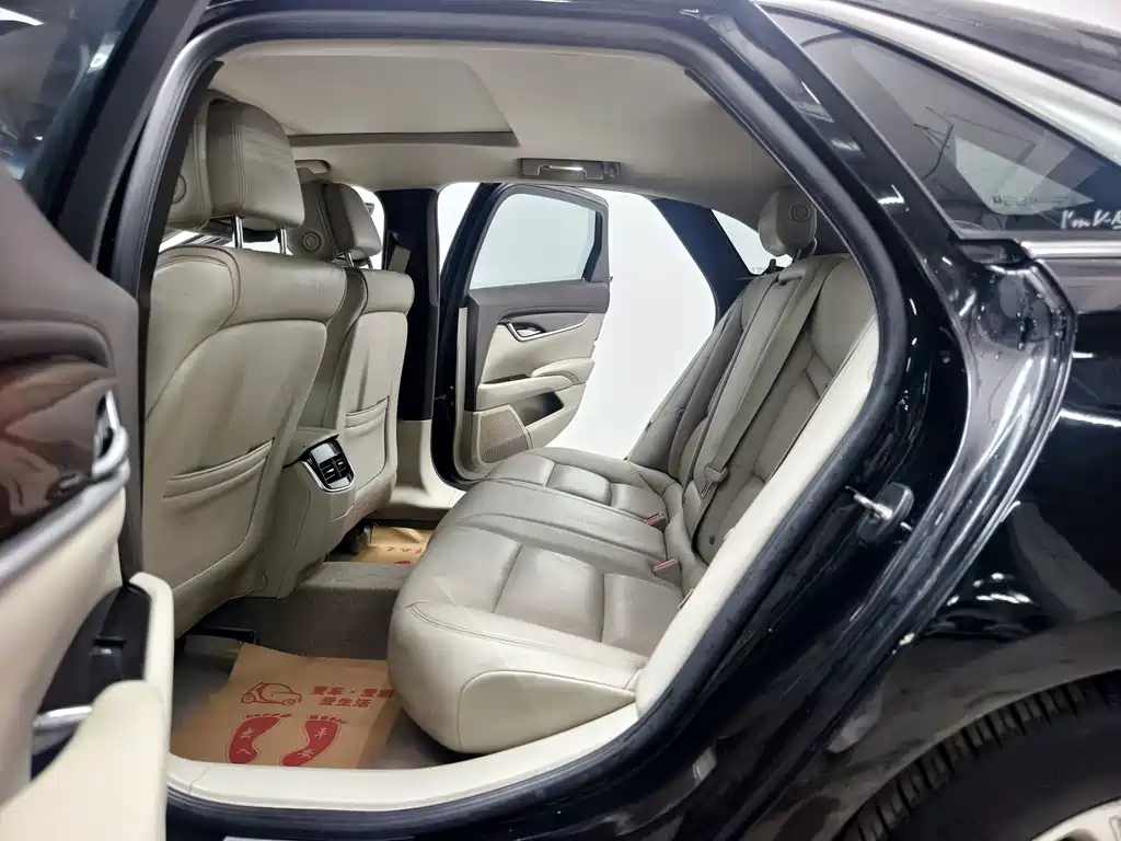 Cadillac XTS — миниатюра 13