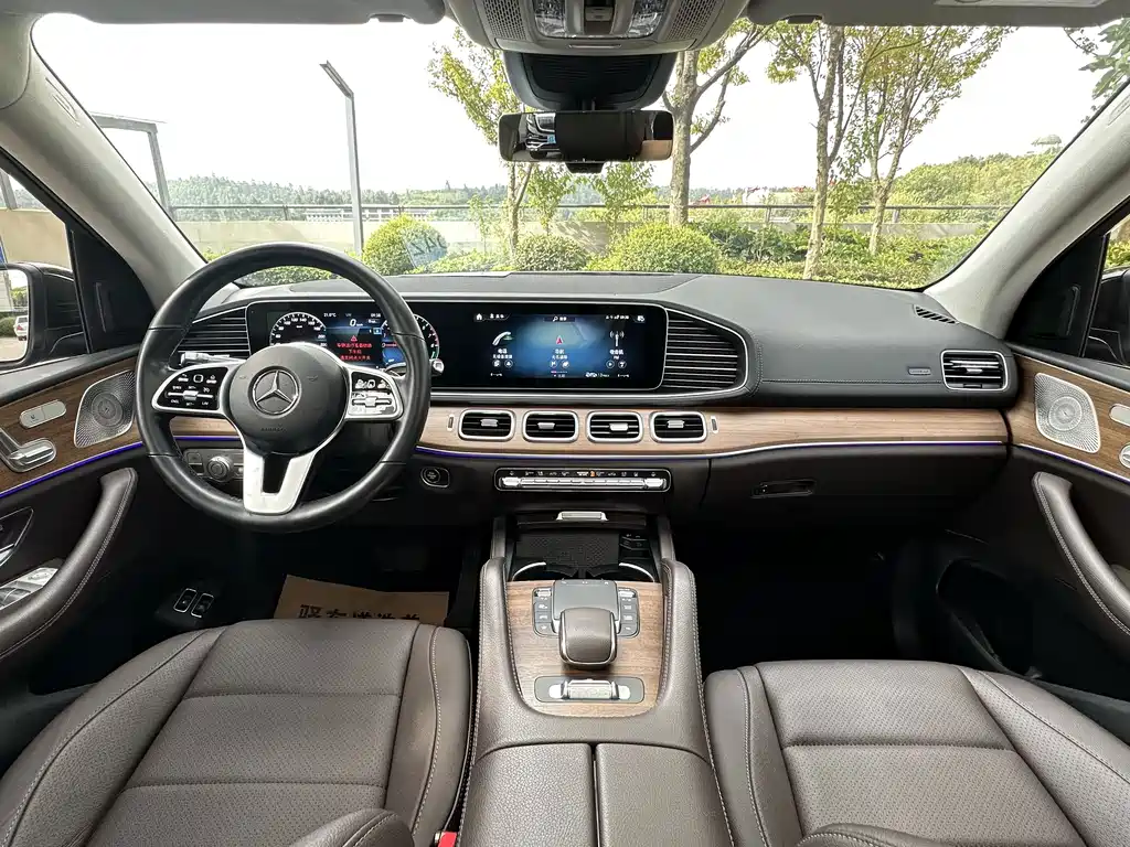 Mercedes-Benz GLE New Energy — миниатюра 8