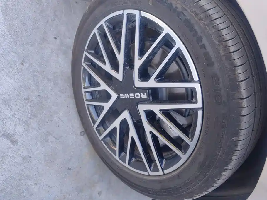 Roewe M7 DMH — миниатюра 6