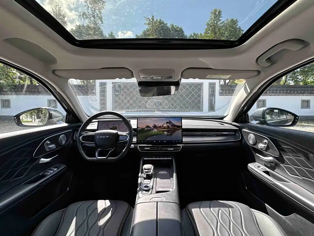 Chery Arrizo 8 PRO — миниатюра 13