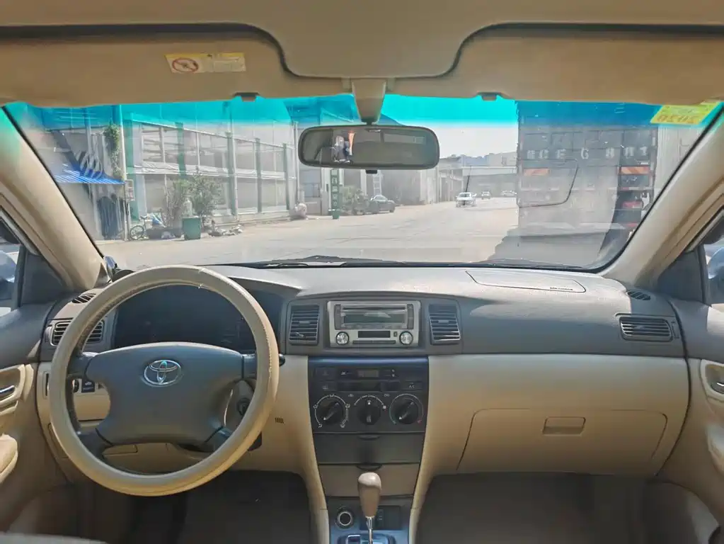 Toyota Corolla — миниатюра 9