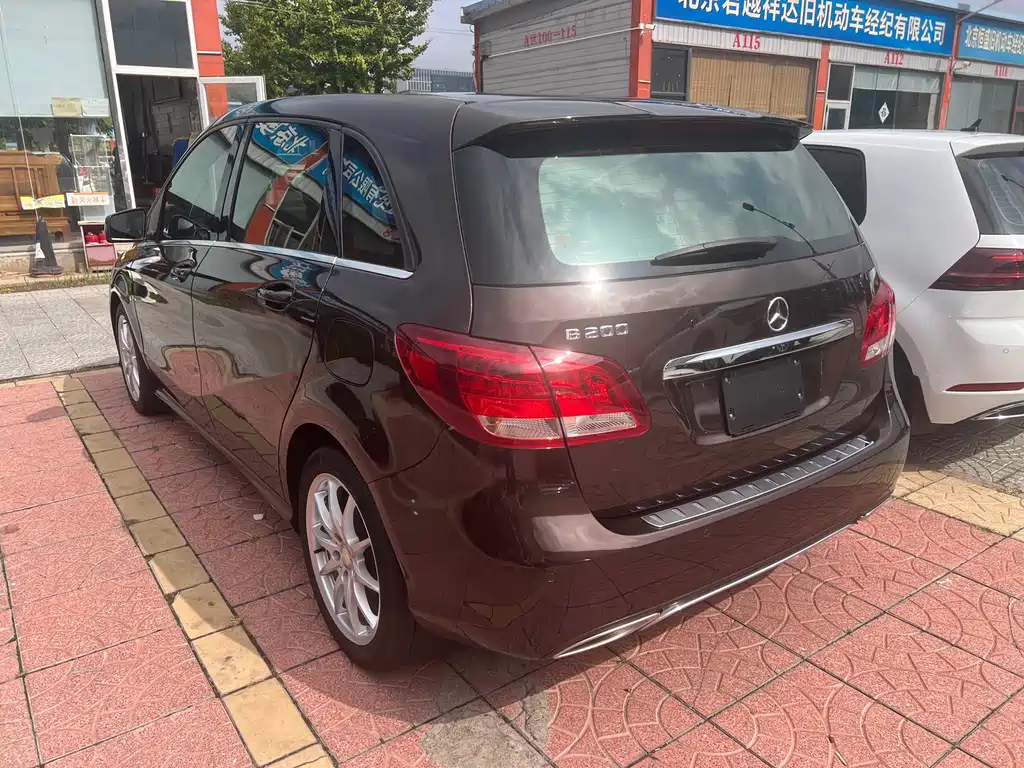 Mercedes-Benz B-Class — миниатюра 6
