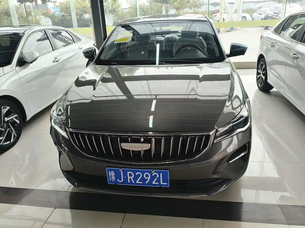 Geely Emgrand — миниатюра 2