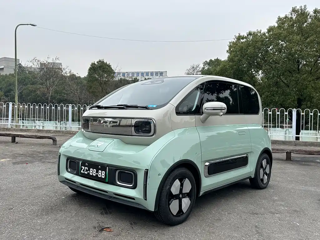 BAOJUN KIWI EV