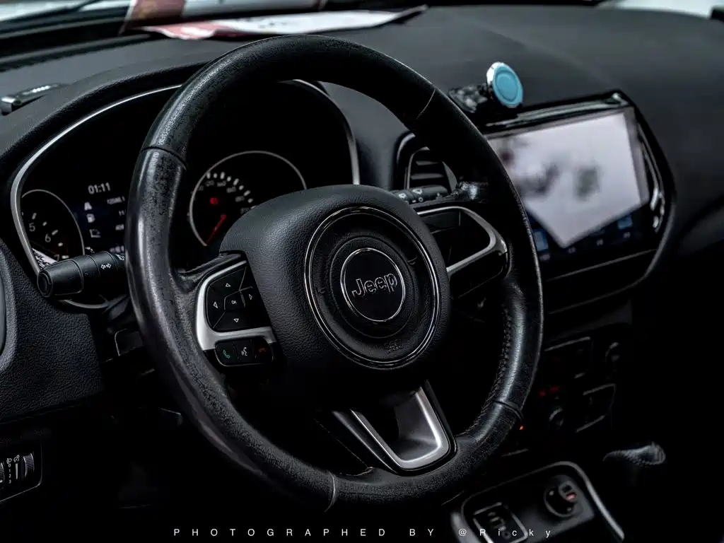 Jeep Compass — миниатюра 4