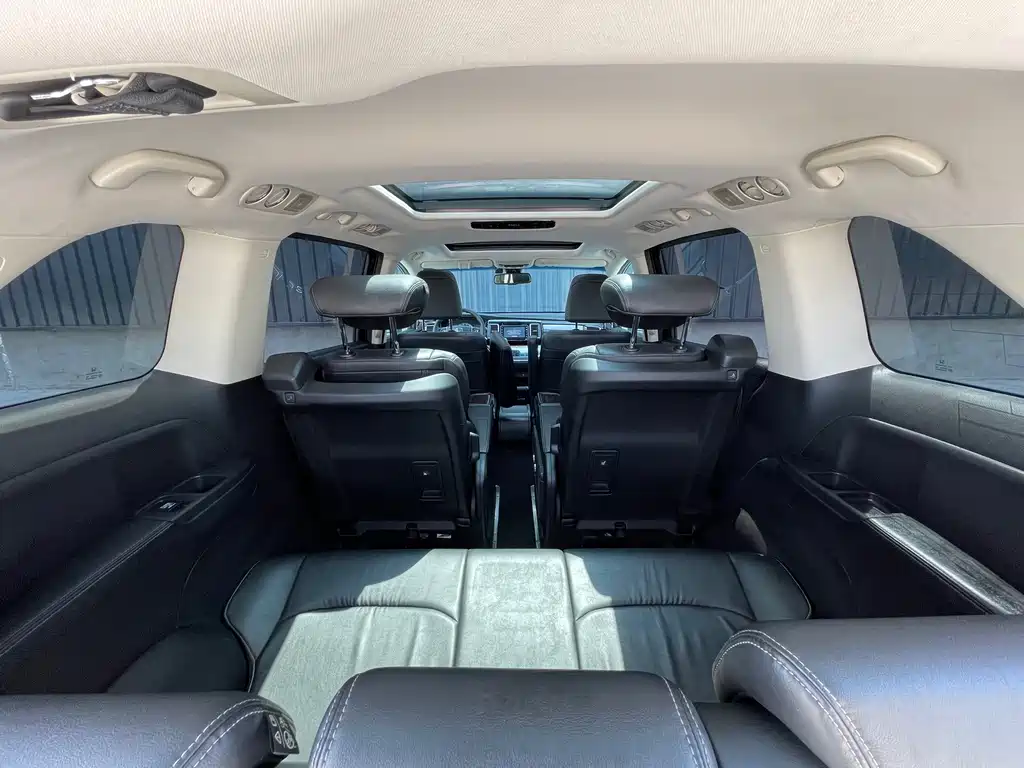 Honda Elysion — миниатюра 11