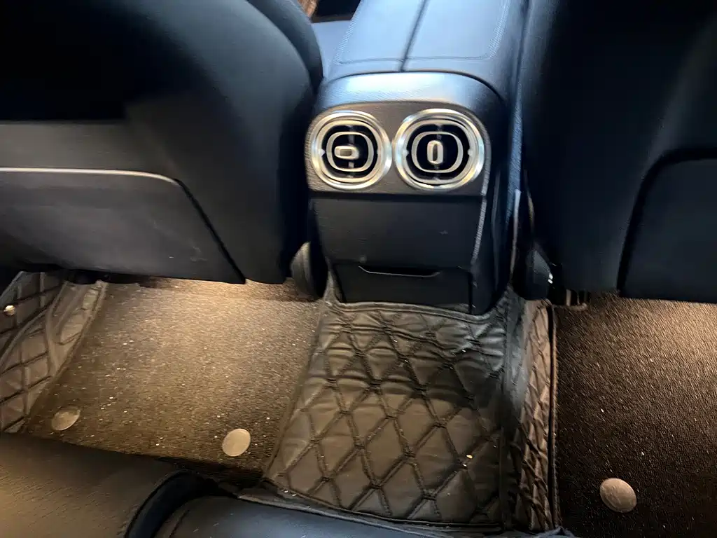 Mercedes-Benz C-Class New Energy — миниатюра 9