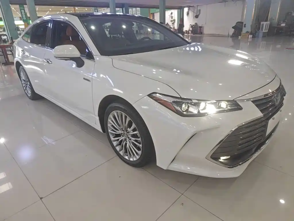 Toyota Avalon — миниатюра 4