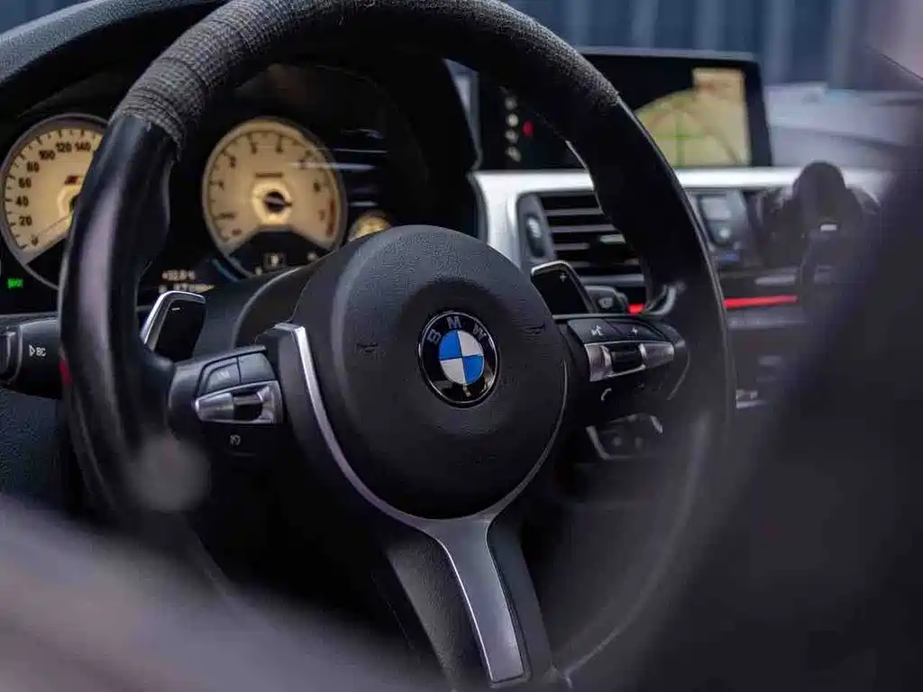 BMW 3 Series — миниатюра 7