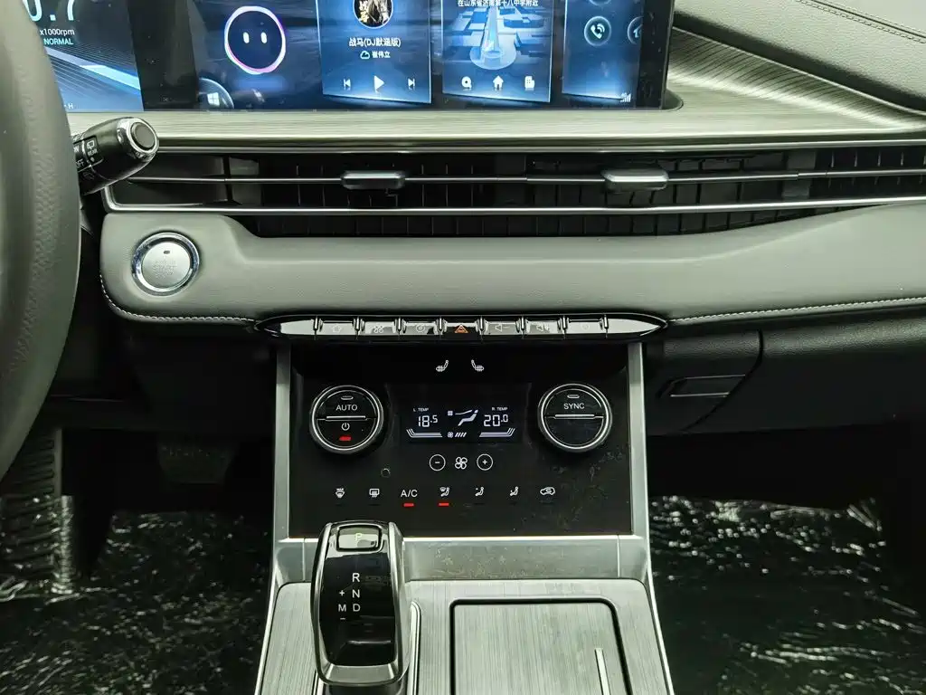 Chery Tiggo 8 — миниатюра 12