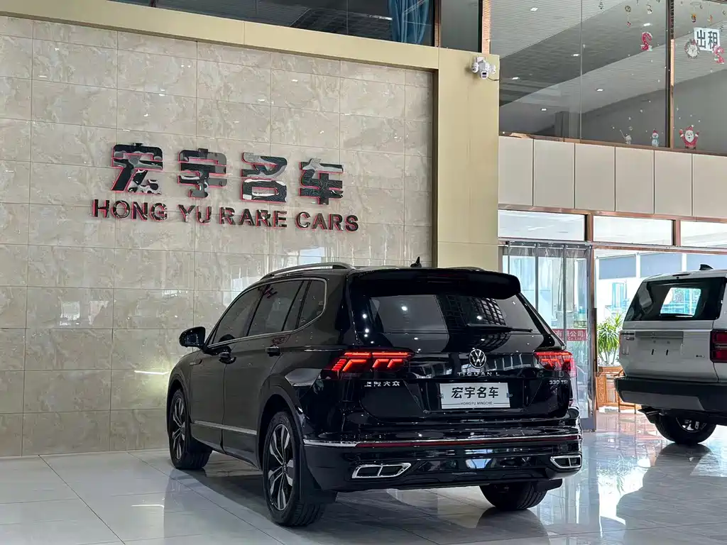 Volkswagen Tiguan L — миниатюра 6