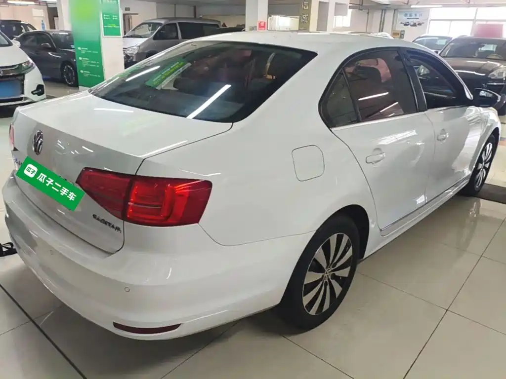 Volkswagen Sagitar — миниатюра 7