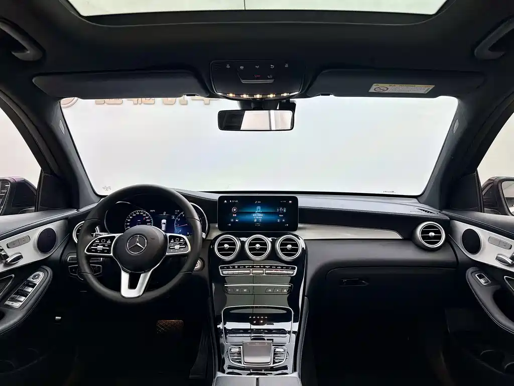 Mercedes-Benz GLC — миниатюра 17