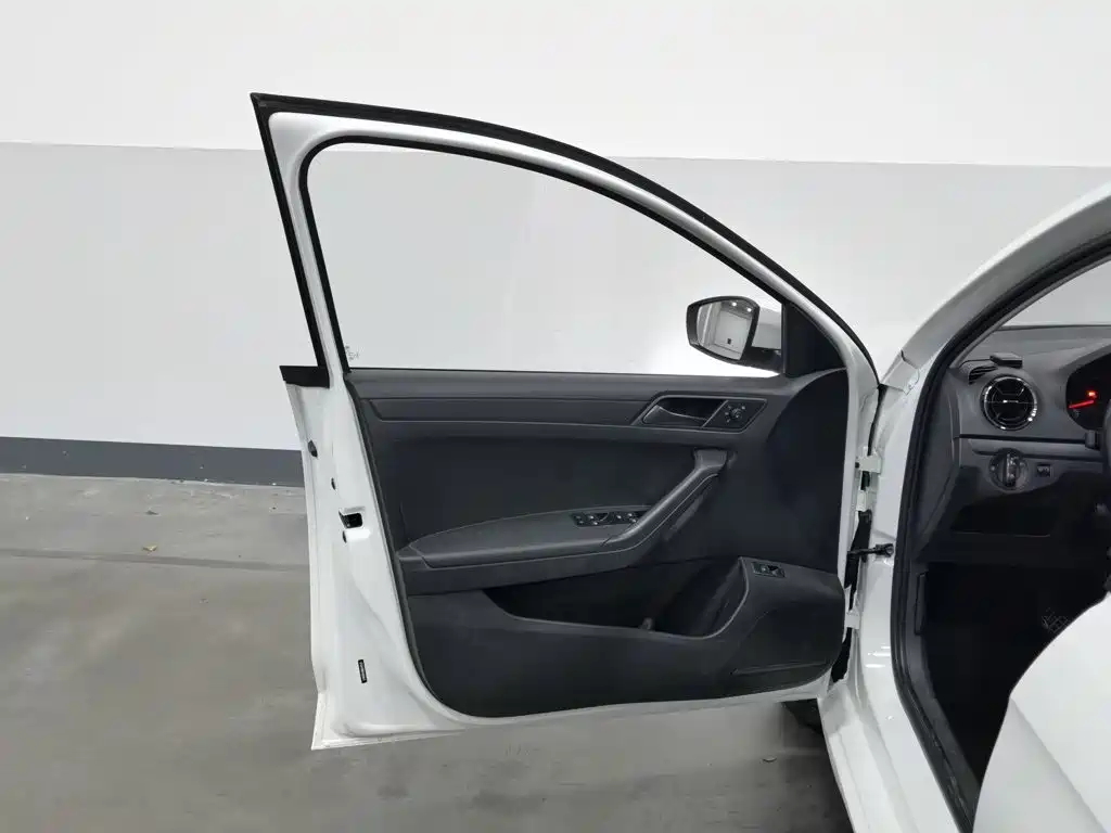 Jetta VA3 — миниатюра 8