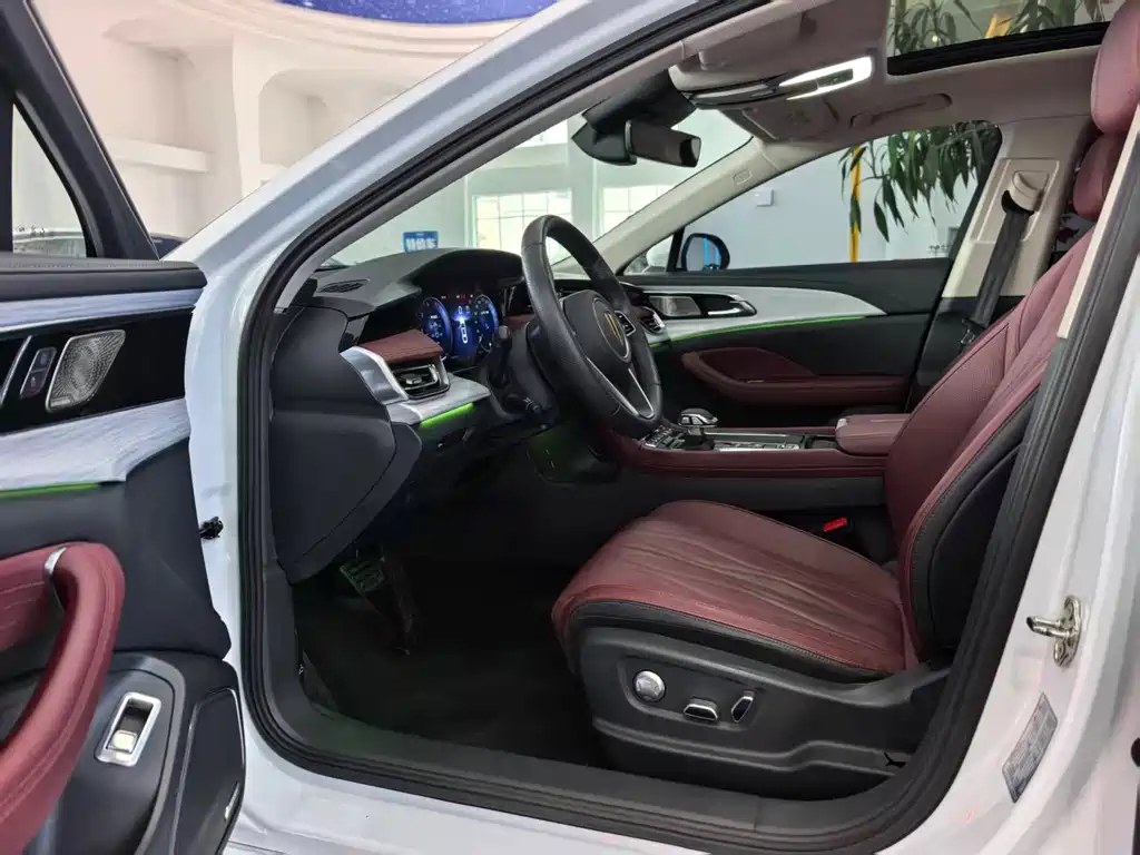 Hongqi Hongqi H5 — миниатюра 4
