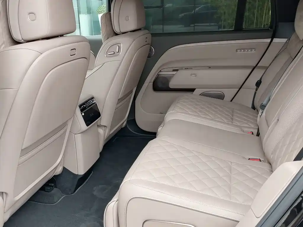 Li Auto Li L8 — миниатюра 7