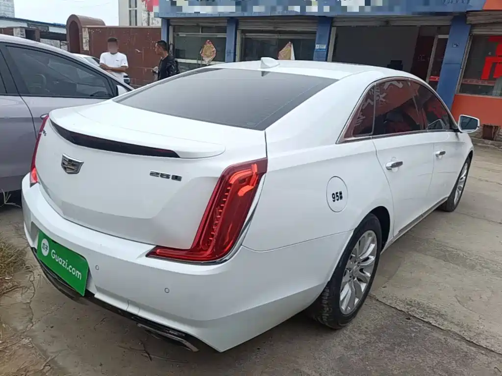 Cadillac XTS — миниатюра 7