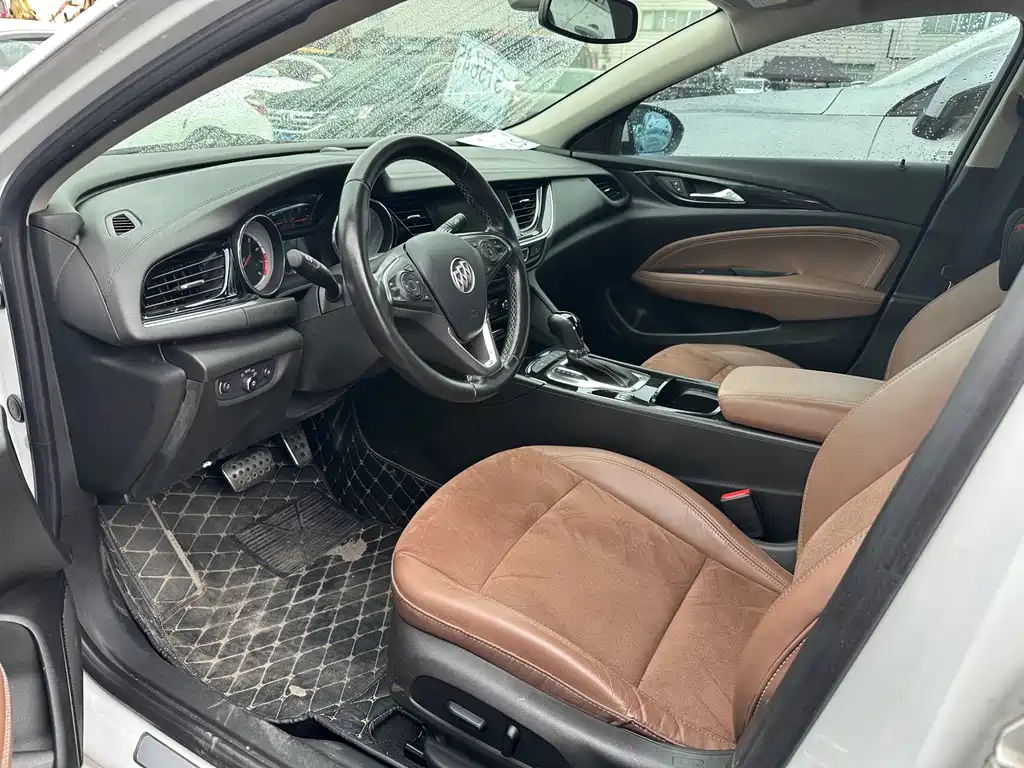 Buick Regal — миниатюра 3