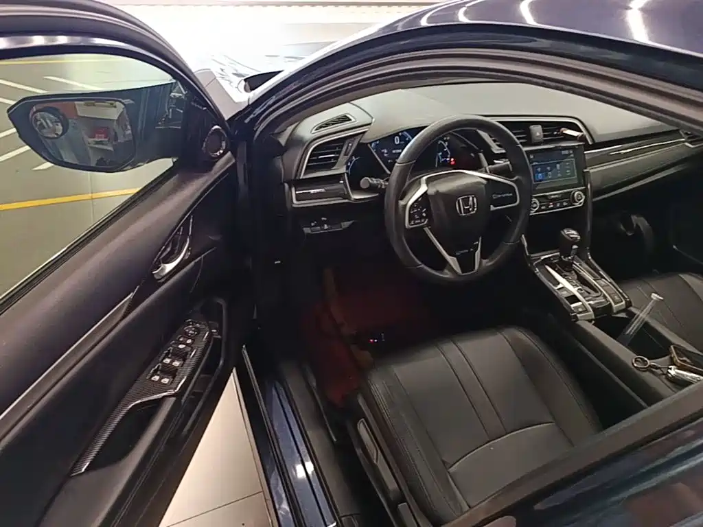 Honda Civic — миниатюра 16