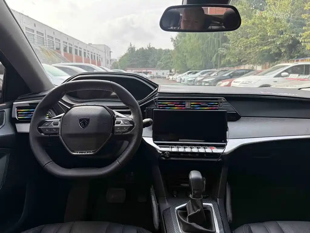 Peugeot 408 — миниатюра 19