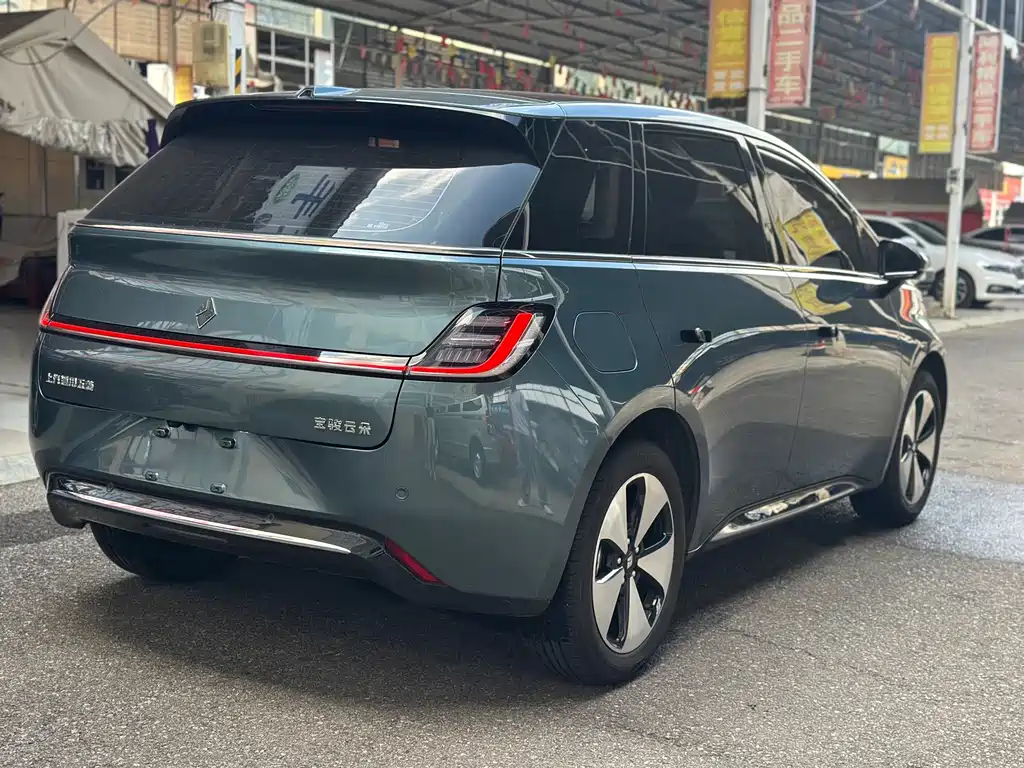 Baojun Yunduo — миниатюра 14