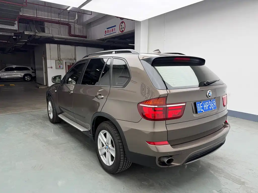 BMW X5 (Import) — миниатюра 6