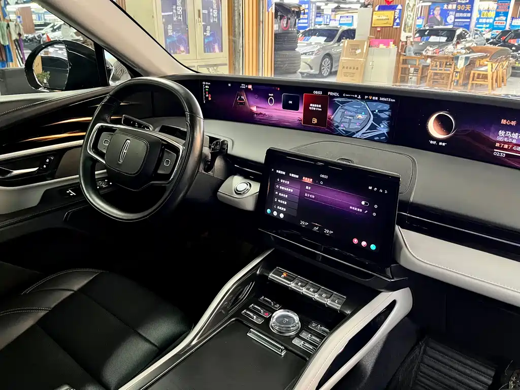 Lincoln Nautilus 2.0T 4WD Premium Edition, фото 16