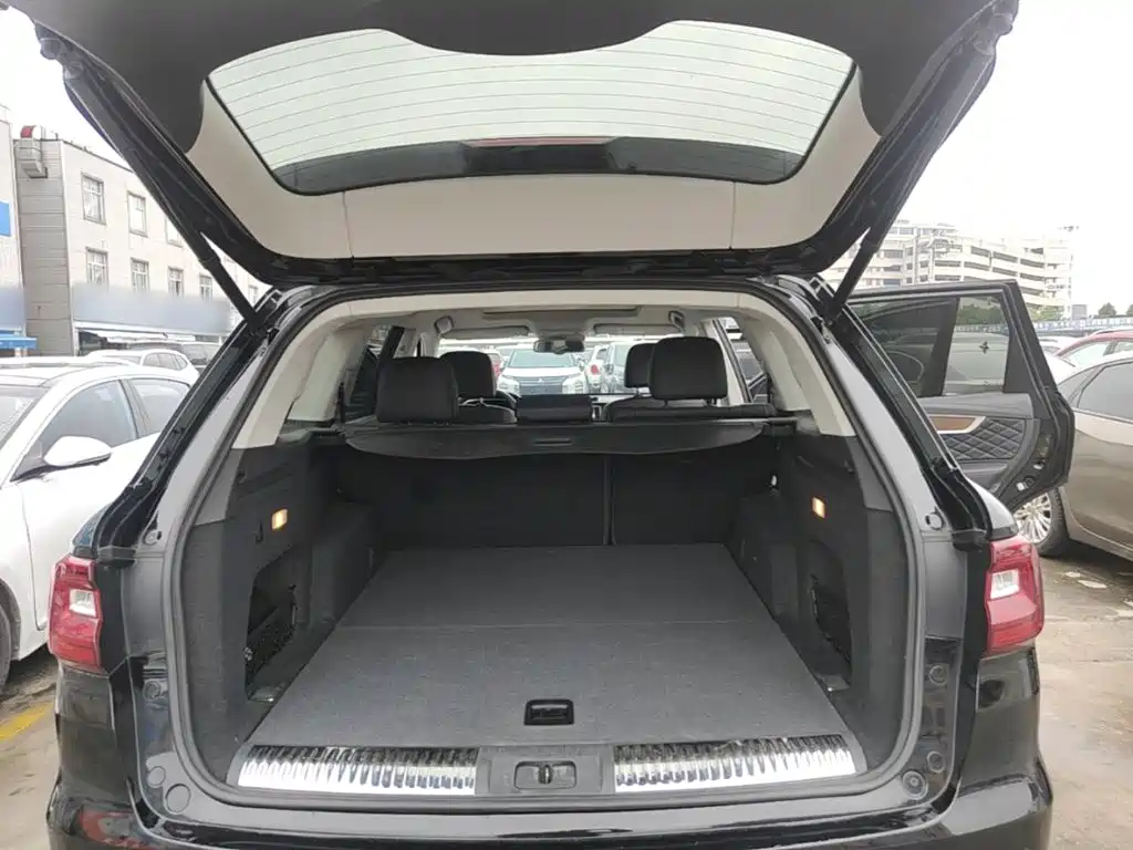 Hongqi Hongqi HS7 — миниатюра 19
